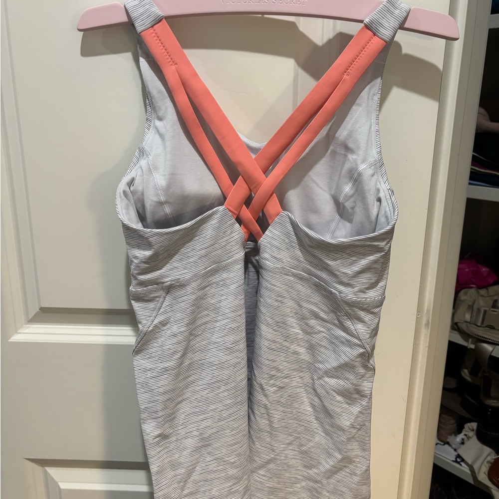 Lululemon Stash N Run Tank with built in bra
